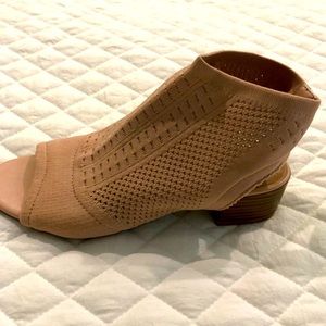 Steve Madden Kids Jevers Shoe Size 3